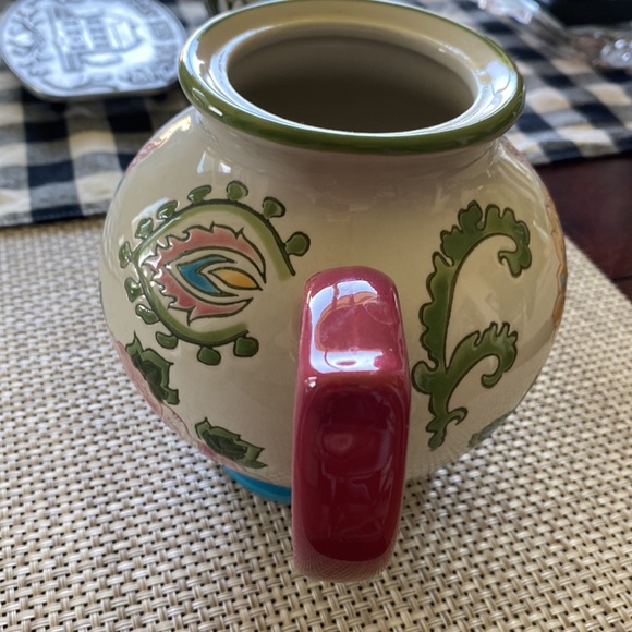 Gorgeous Like New Coastline Imports Cottage Teapot! - Picture 5 of 9